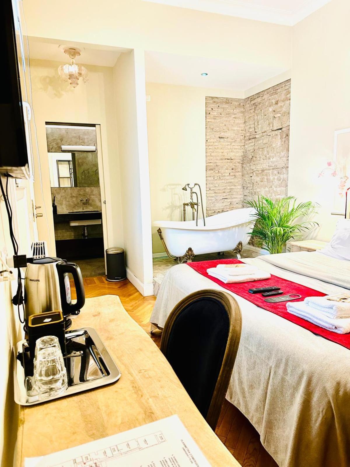 Piazza Di Spagna Luxury Affittacamere *