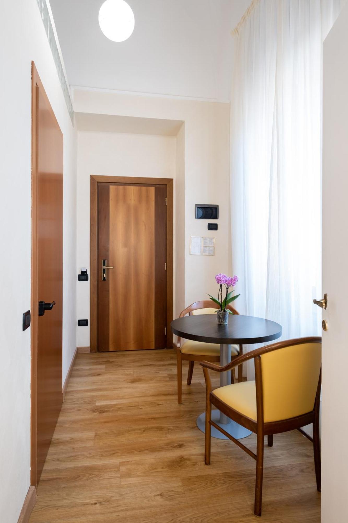 Hotel Santa Prisca Roma