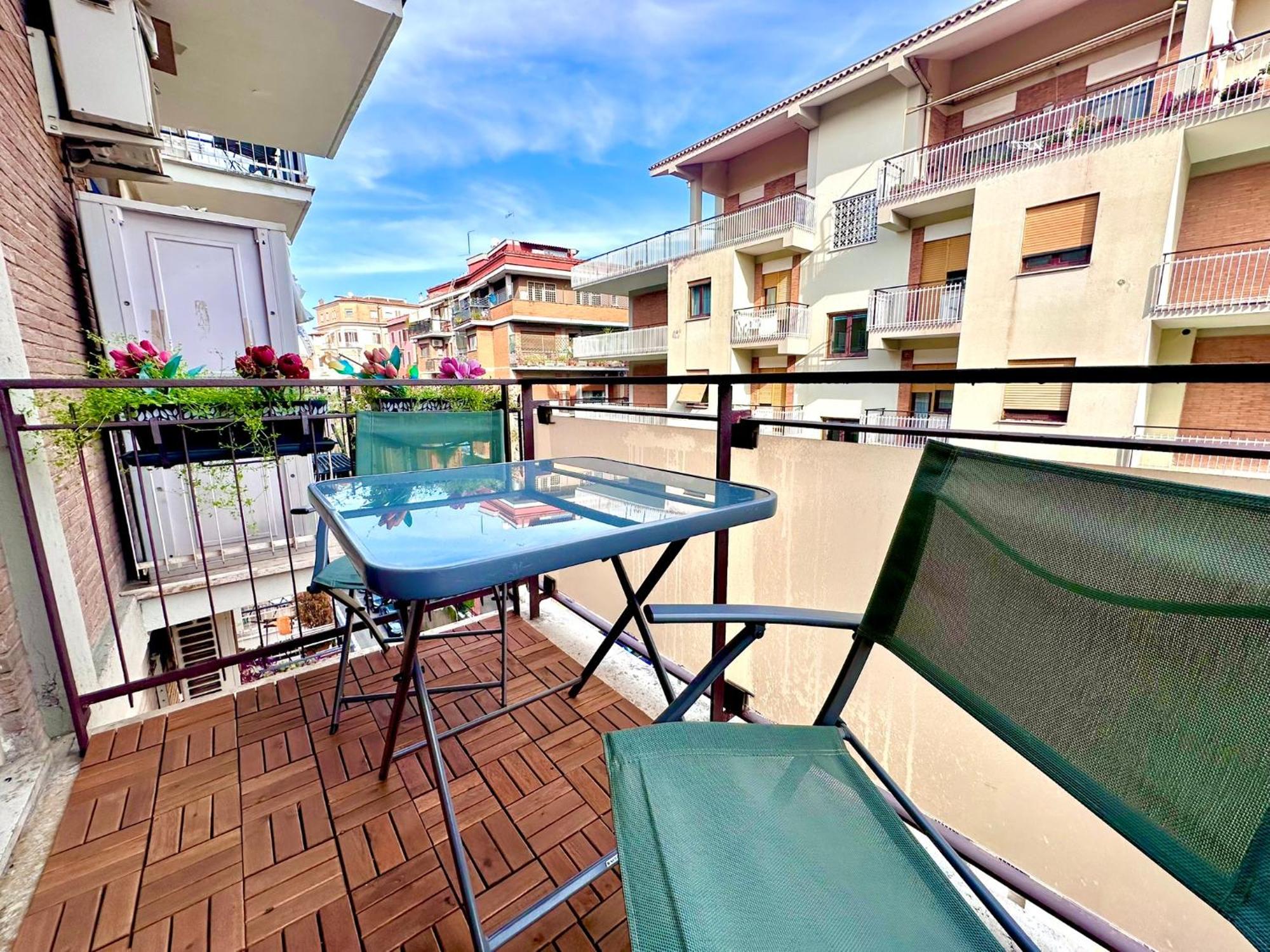 Apartamento Vatican Glamorous At Passeggiata Del Gelsomino - Free Parking, 4 Guests, - Jubilee Ideal Roma