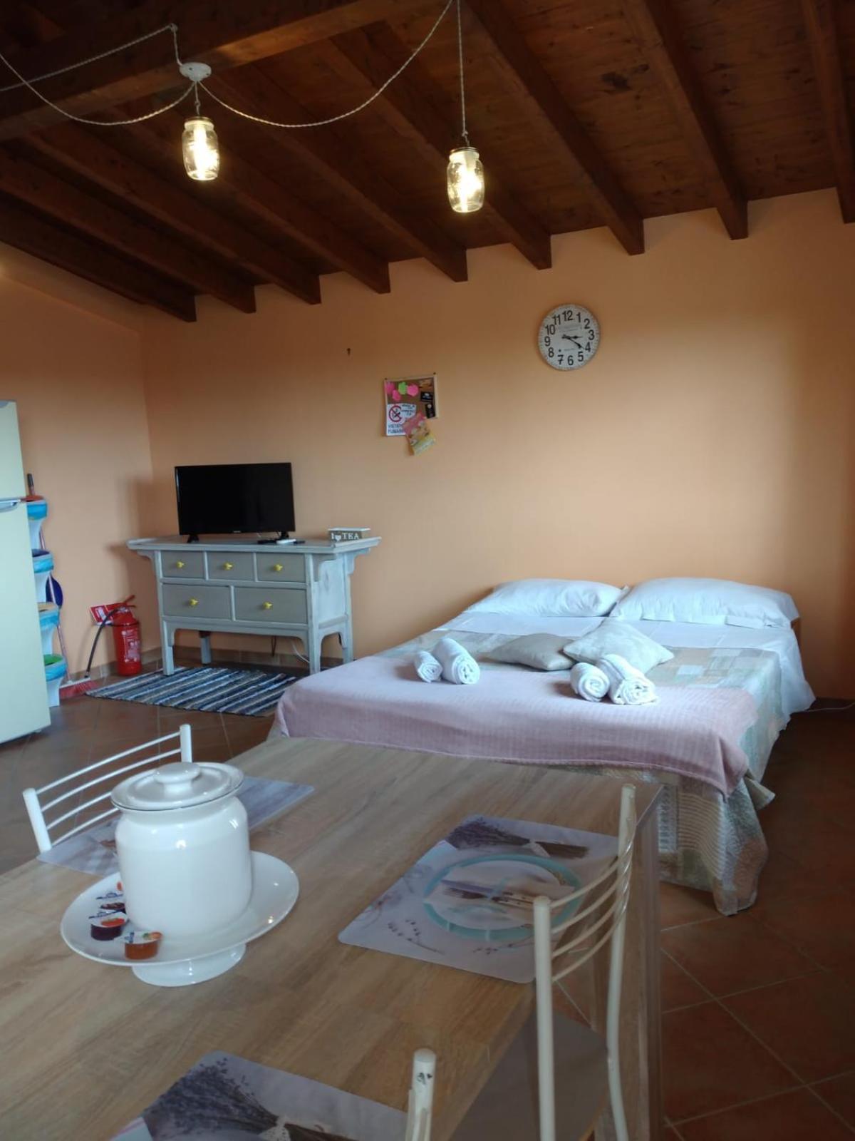 Habitación en casa particular Adry Roma