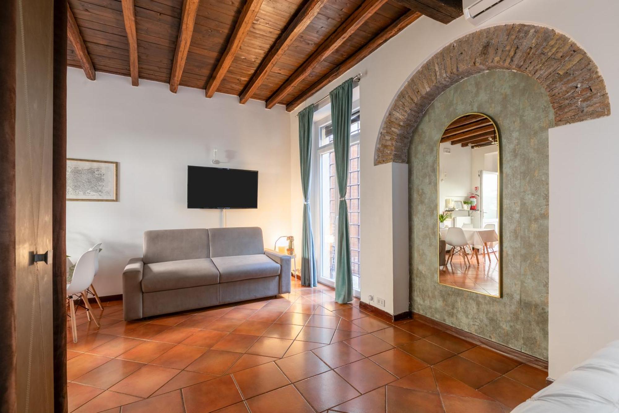 Appartamento Quiet Trevi Fountain With Patio And Backyard Roma
