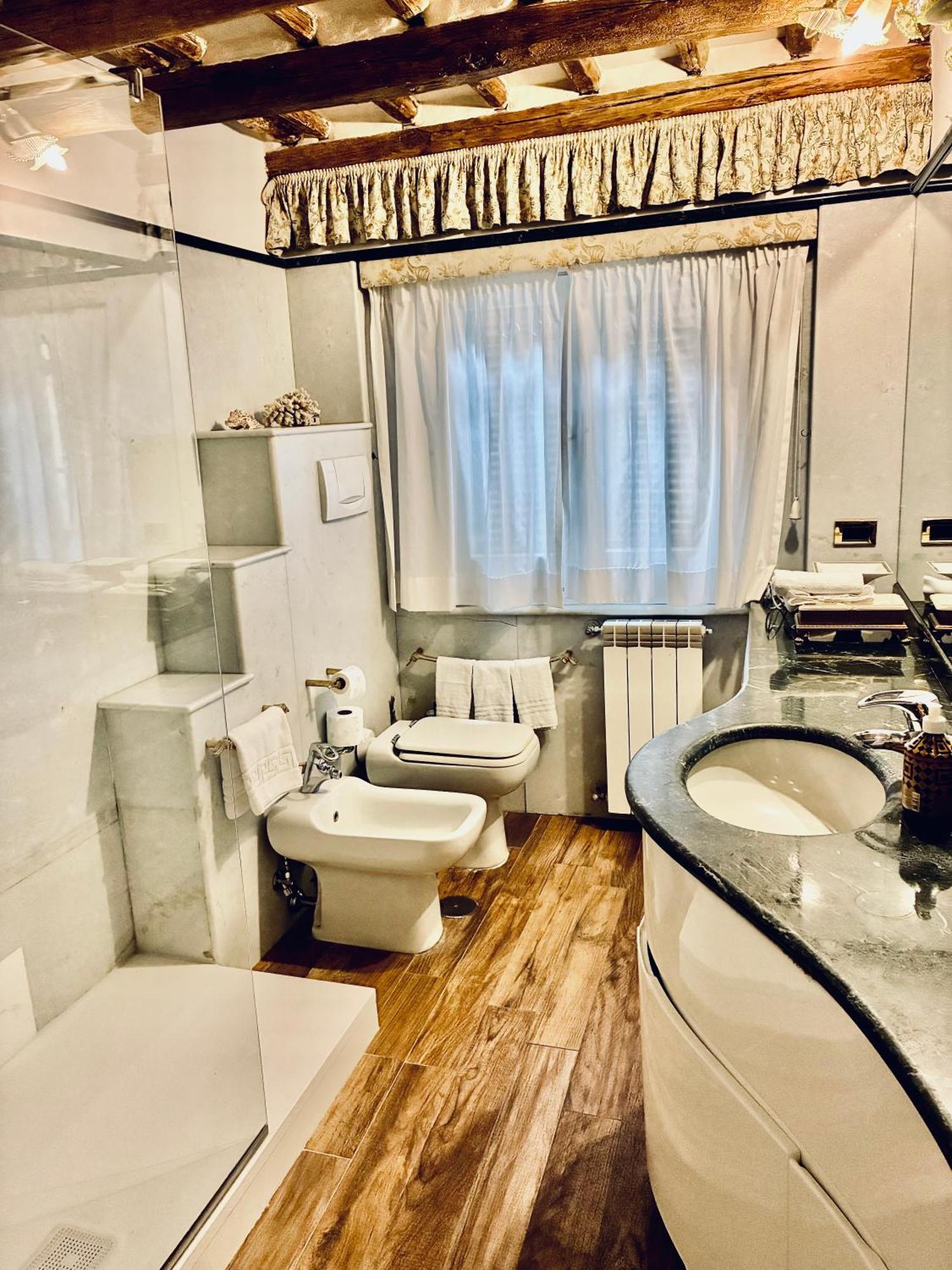 D.r.rome Spanish Luxury Affittacamere *