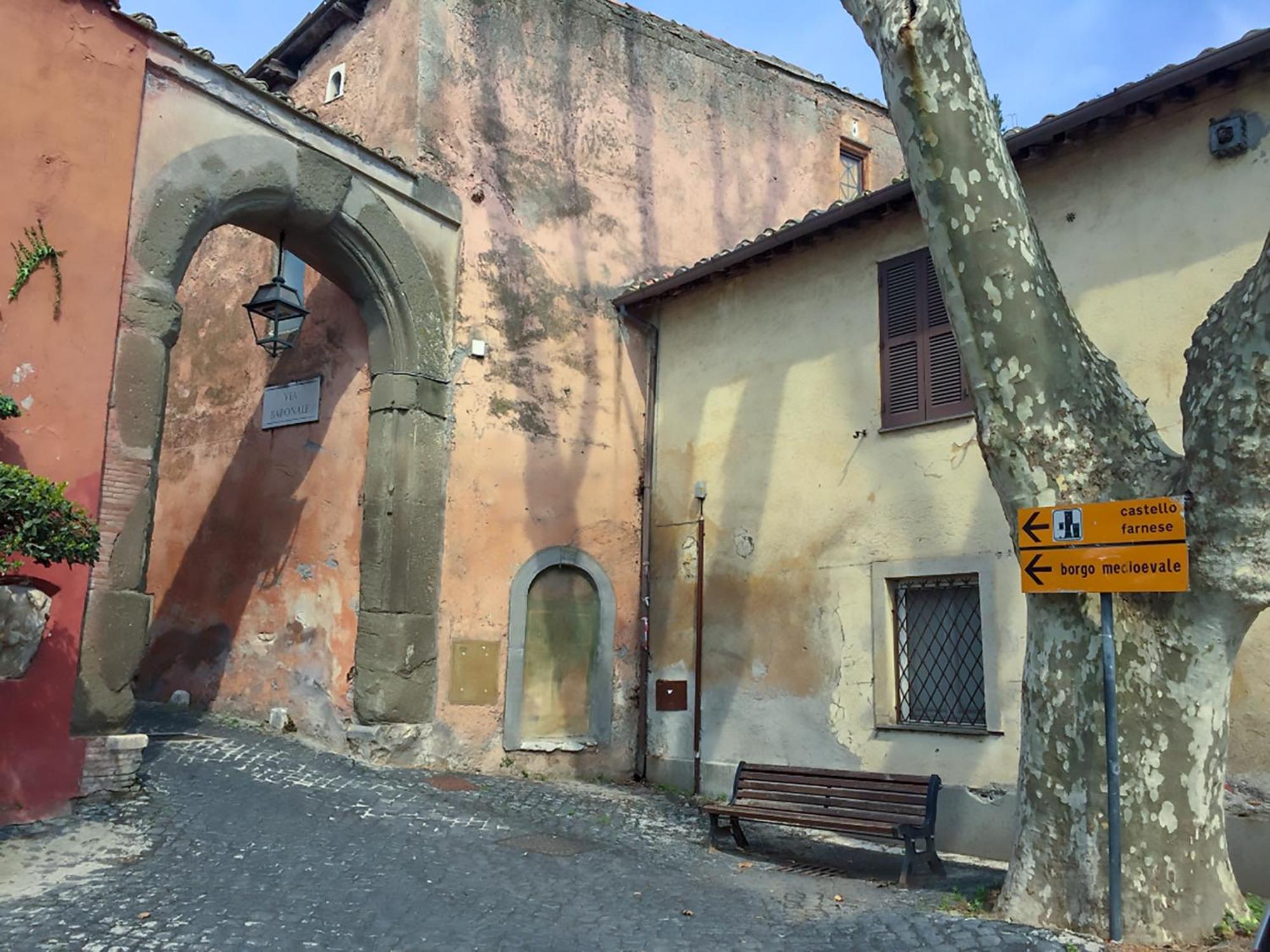 Nel Borgo * Roma