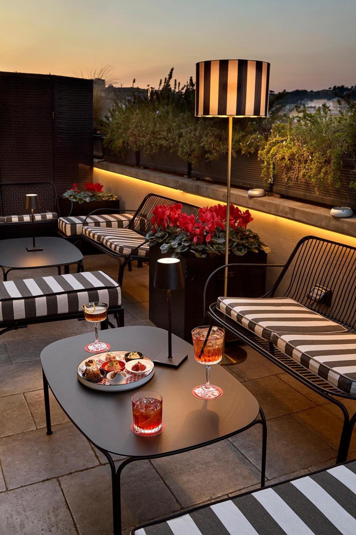 Trianon Borgo Pio 4*