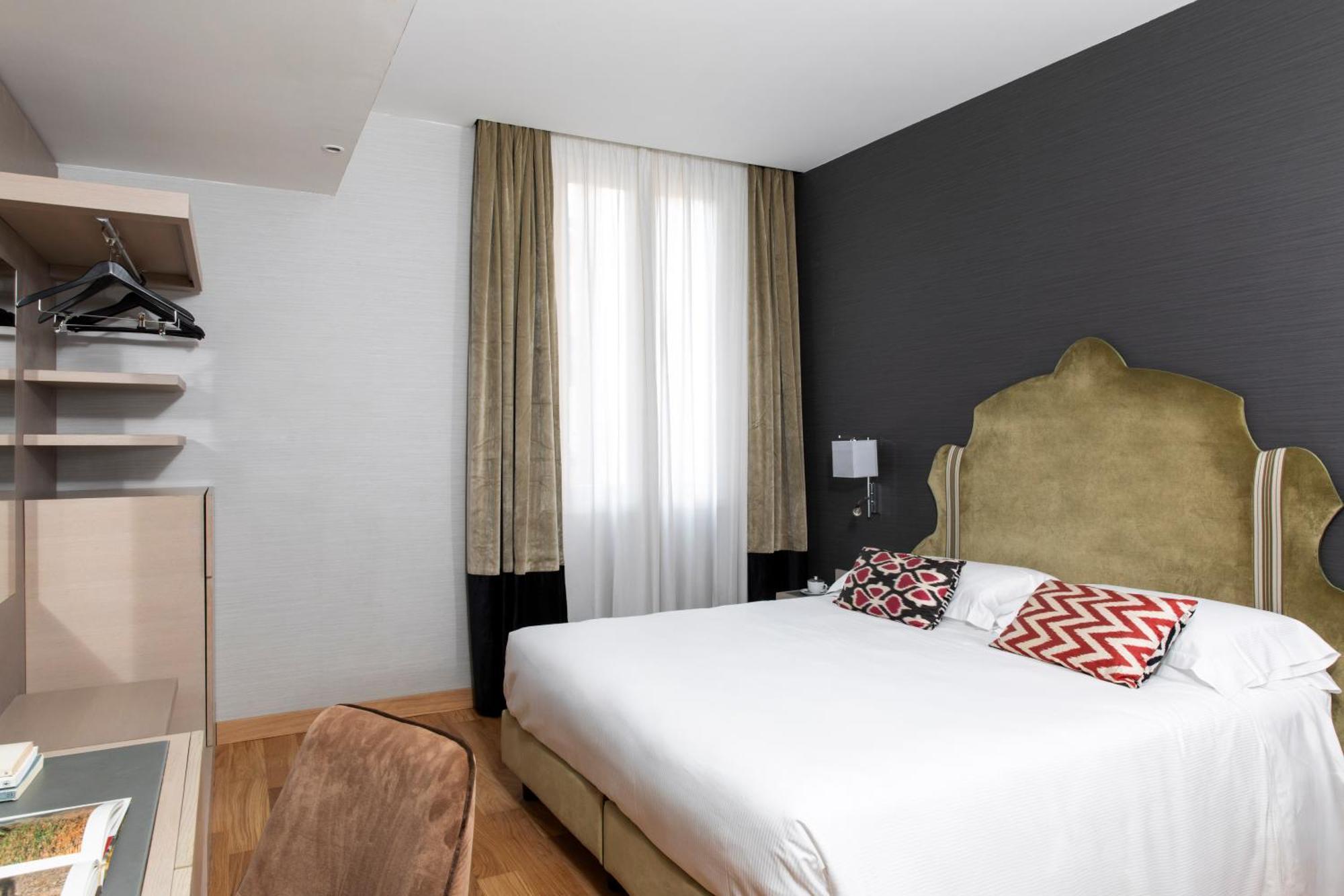 Hotell Adriano Rooftop 4*