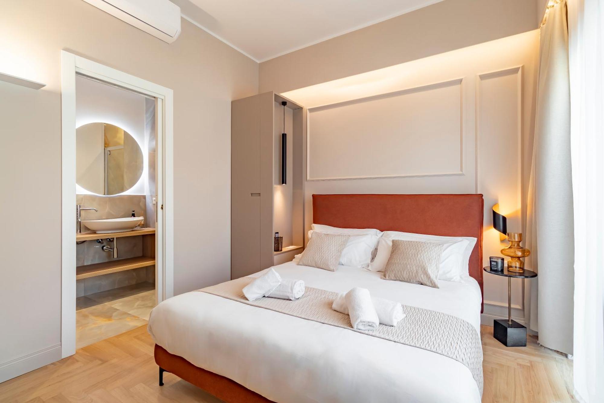 Cipro Vatican Luxury Escape *