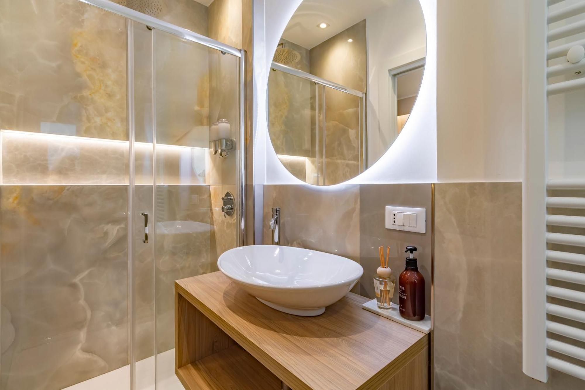 Cipro Vatican Luxury Escape Roma