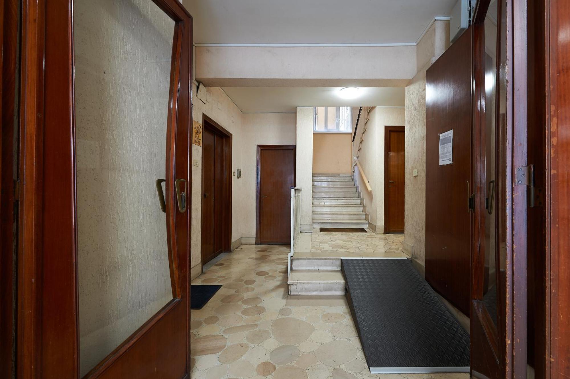 Appartamento 15 Minuti Da San Giovanni - A C, Wifi E Smart Tv *
