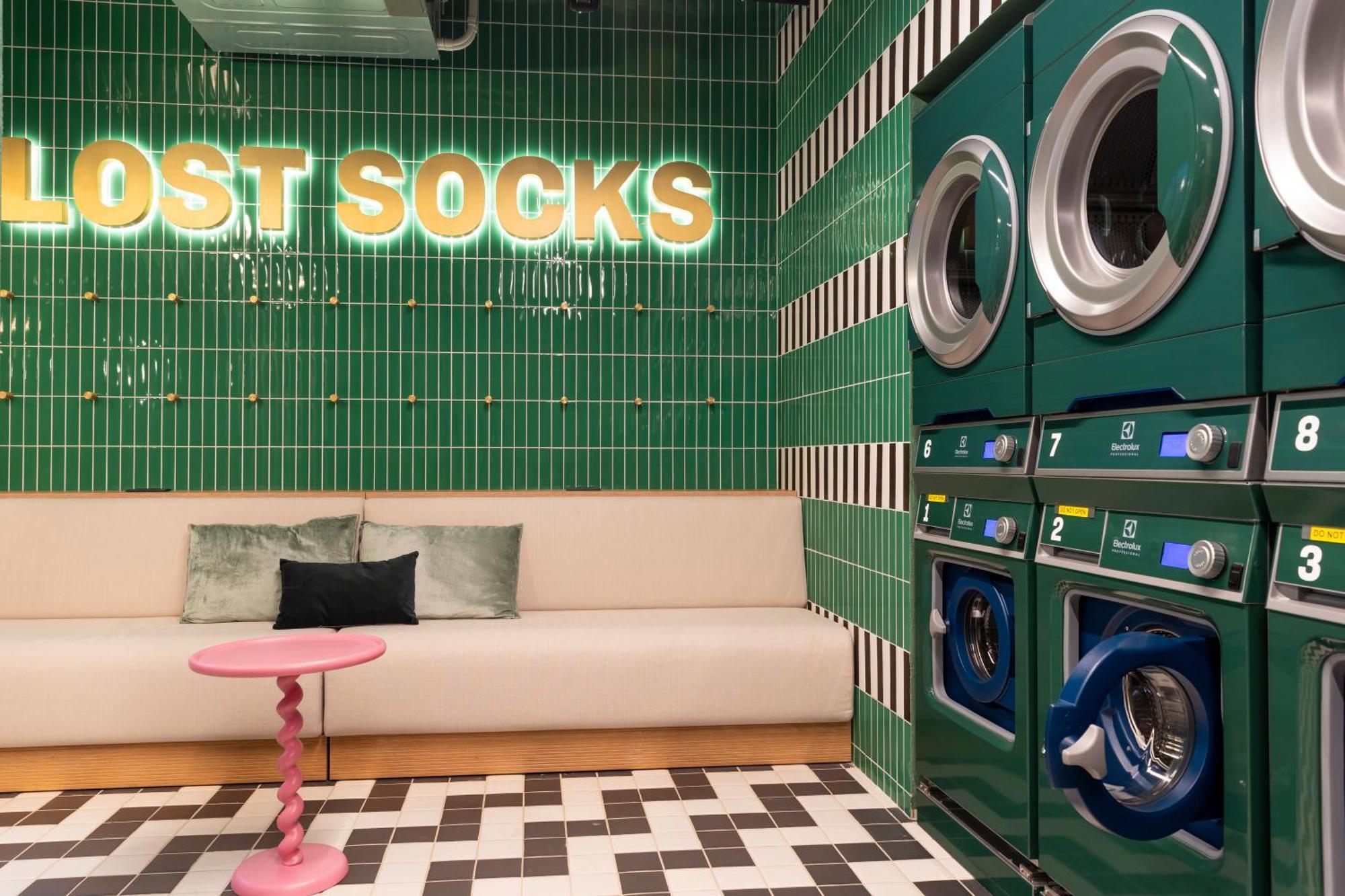Hotel The Social Hub 4*