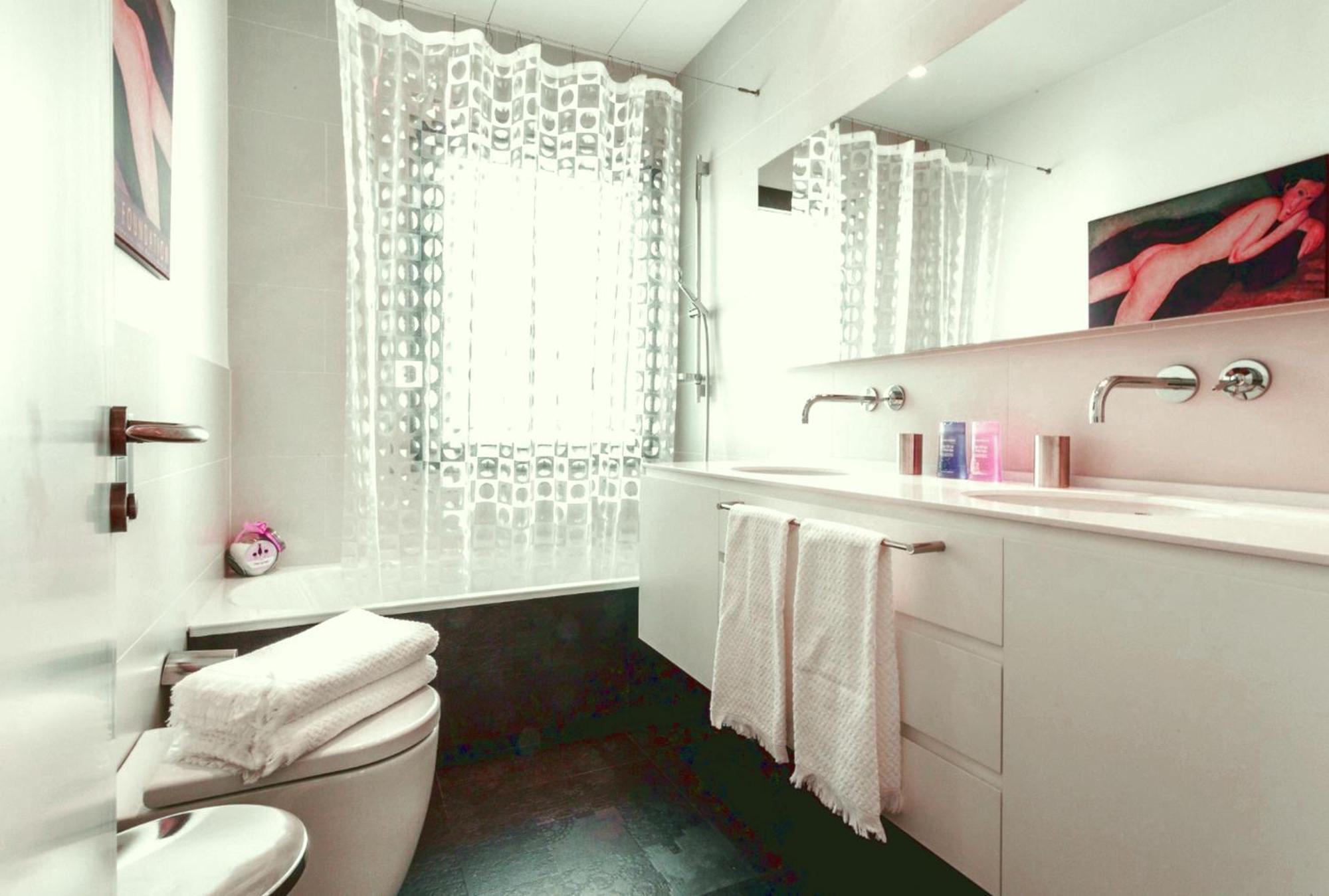 Modern 4 Bedrooms Appartamento *