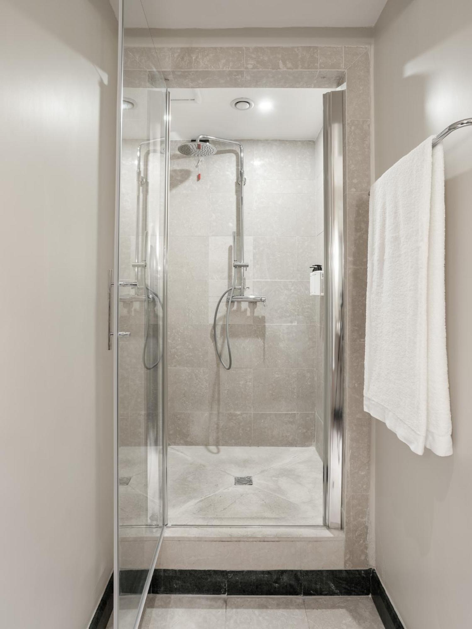Hotell Mate Collection Mia, Colosseum 4*