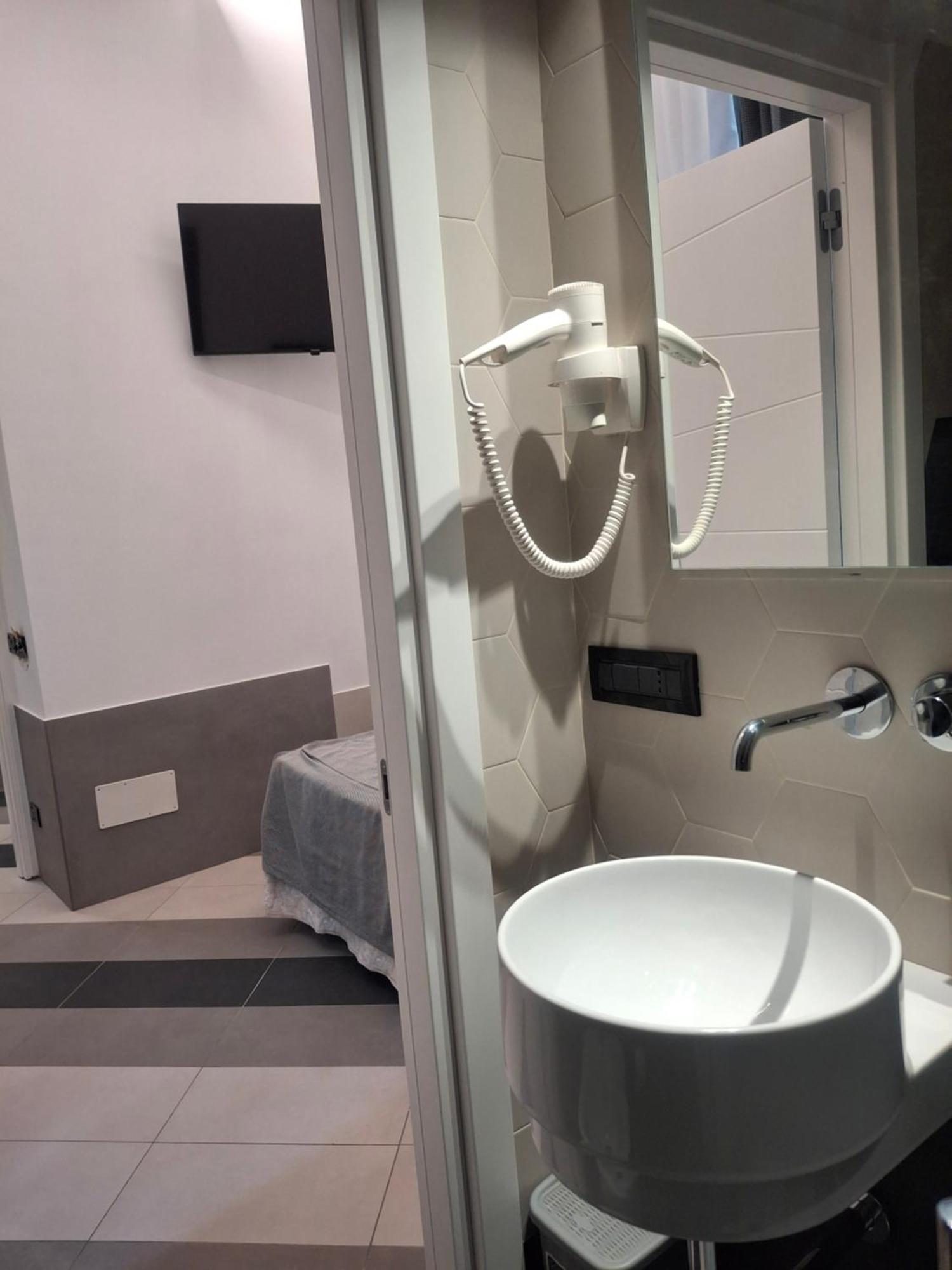 Viennese Hotel Roma