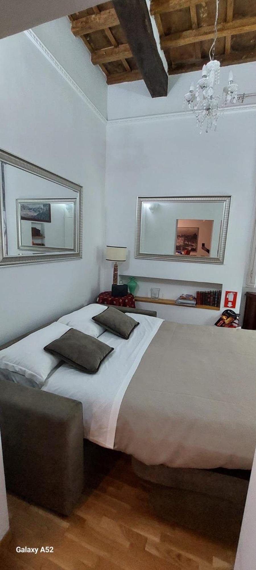 Cozy Navona Apartment