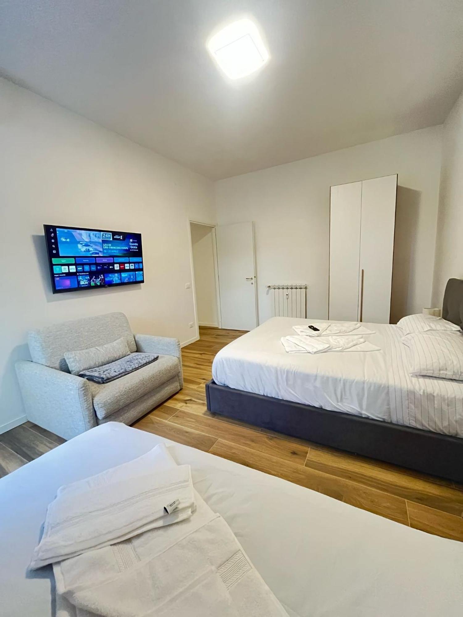 Casa Miseno, Independent Near Metro B Appartamento Roma