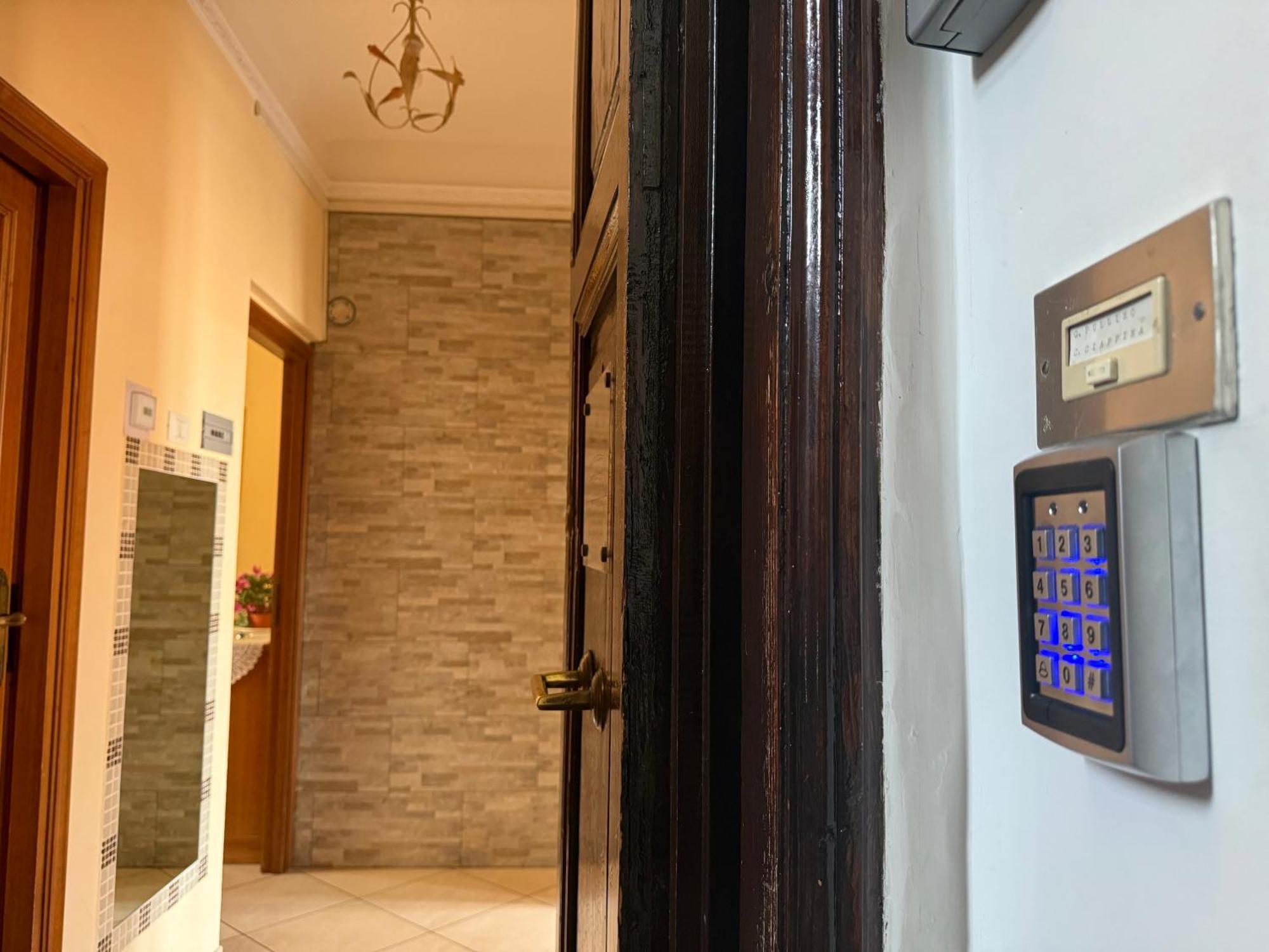 Apartment Anthony House, Anthony Floor 3, Castro Pretorio