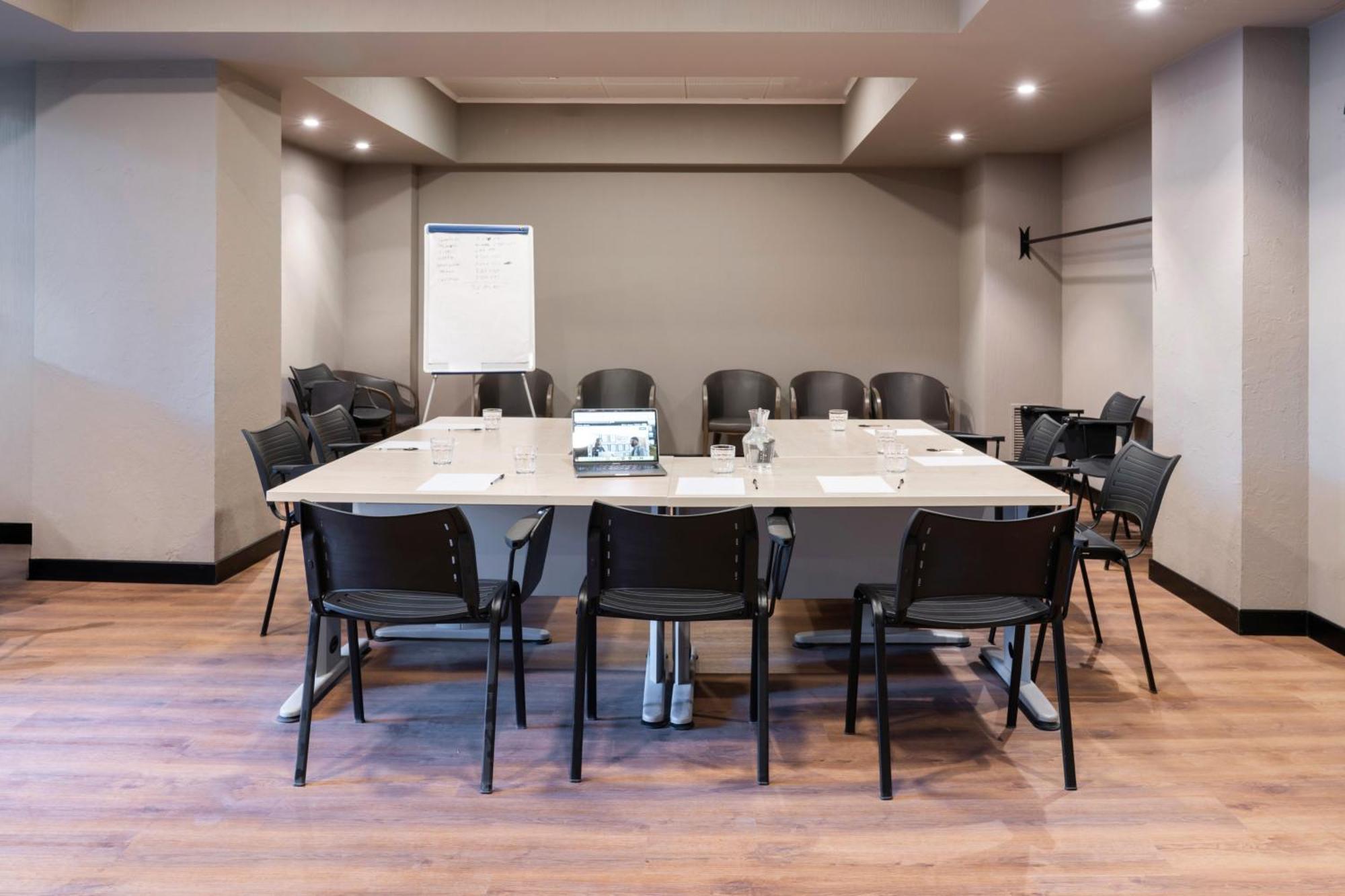 Garner Hotel Rome Aurelia By Ihg Roma