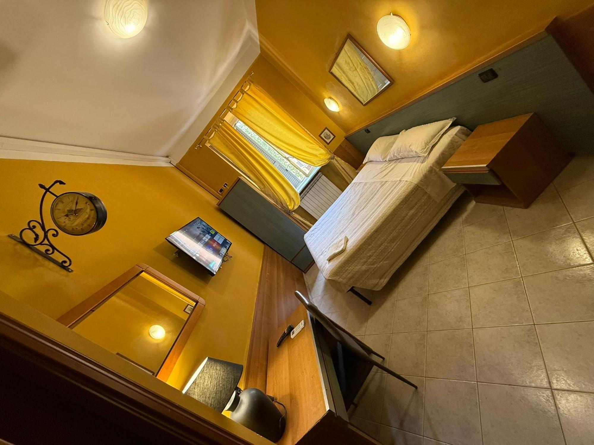 Viennese Due Casa de hóspedes 3*