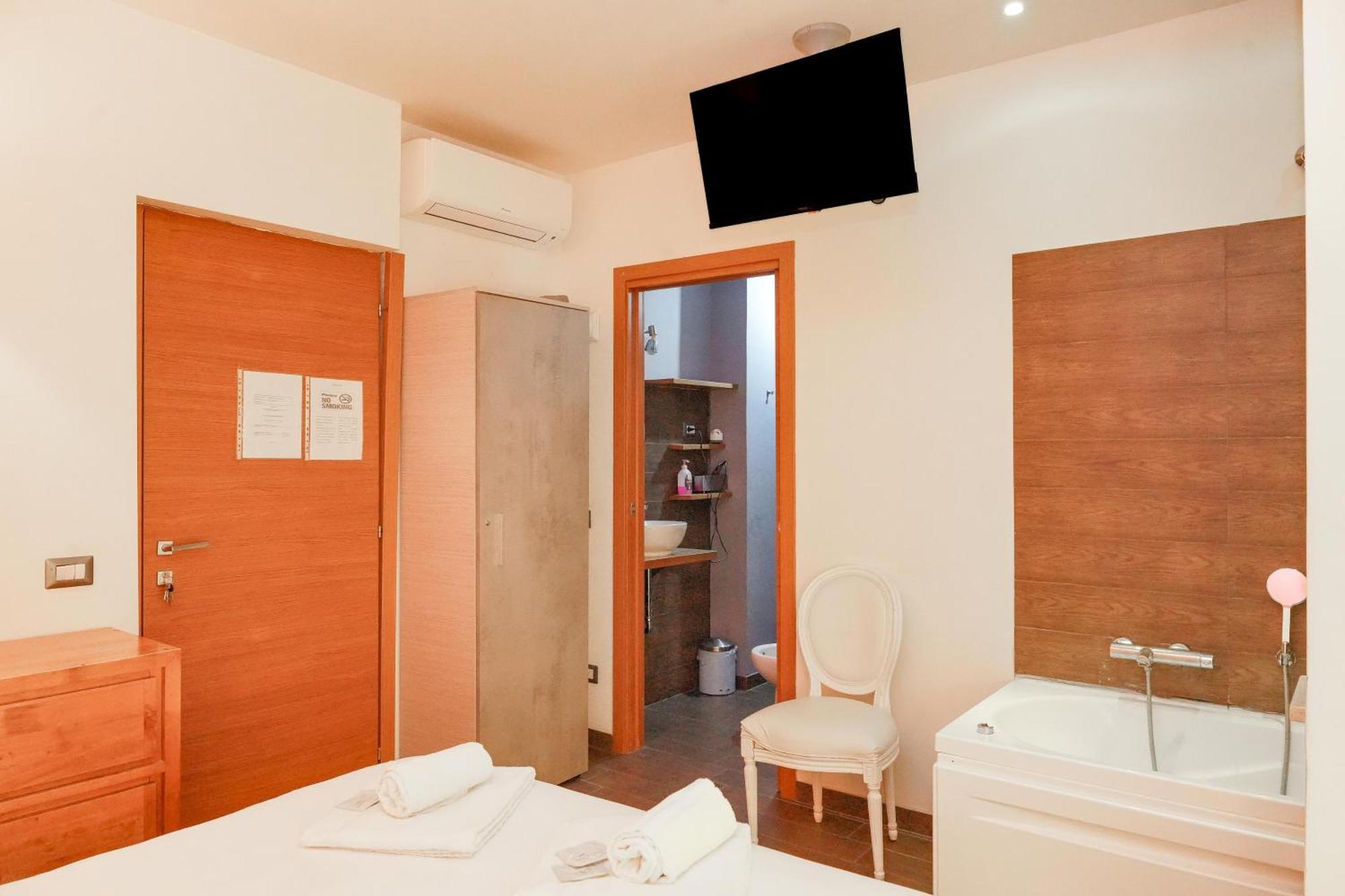 Aida Charming Bed & Breakfast Roma