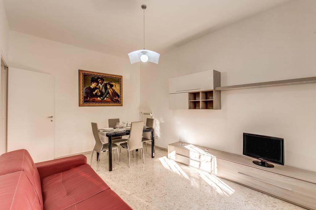 Apartamento Daisy Colosseo *