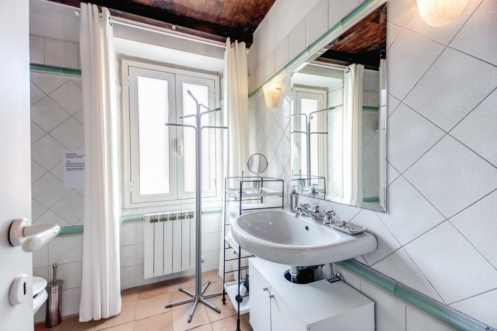 Apartment Frangipane Rome