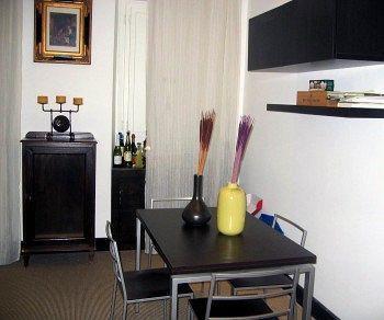 Bed and breakfast 103 *