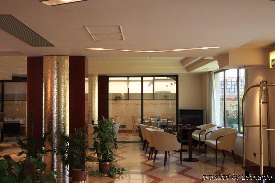 Garner Hotel Rome Aurelia By Ihg 4*