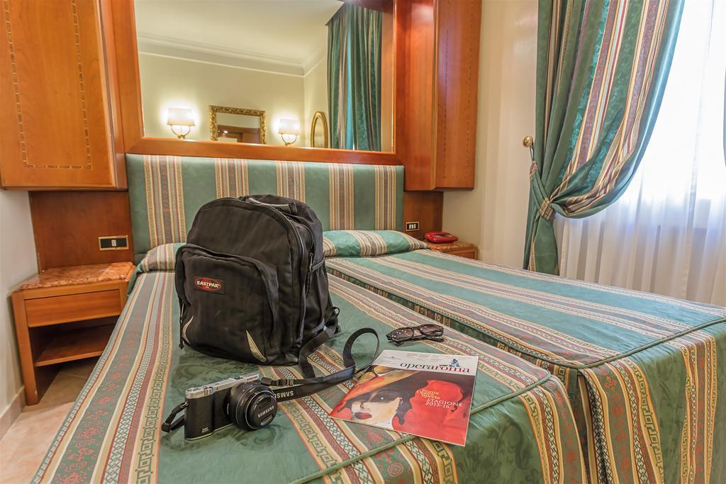 Hotel Raeli Noto Rom