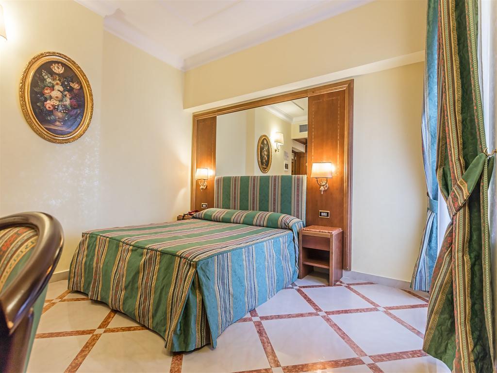 Hotell Raeli Noto