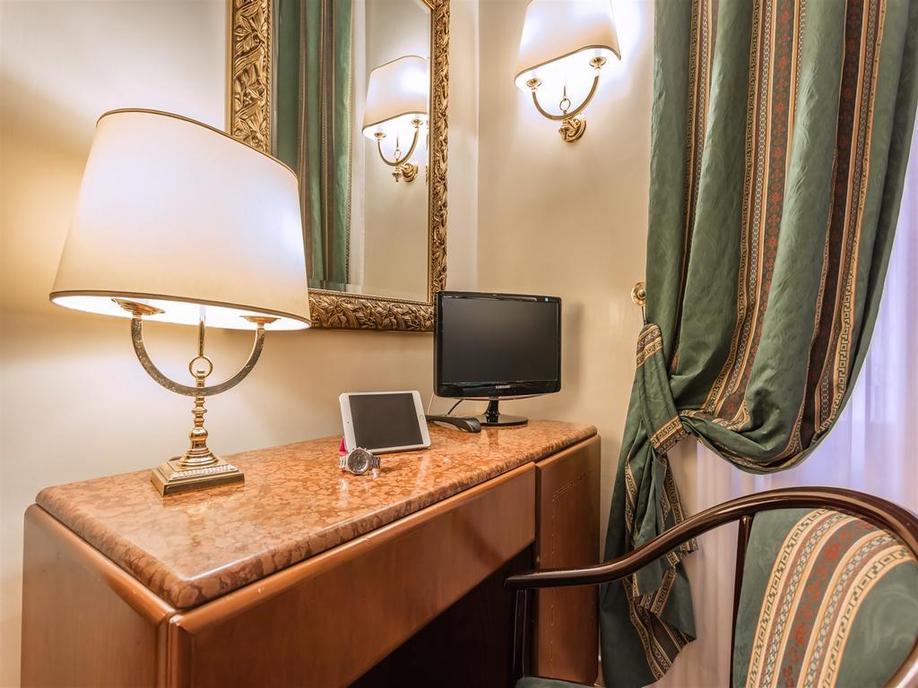 Hotel Raeli Luce 4*