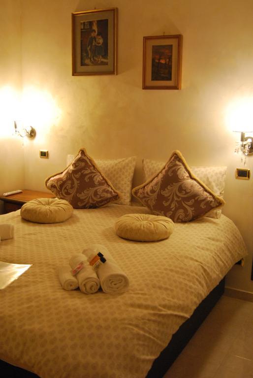Royal Bed & Breakfast *
