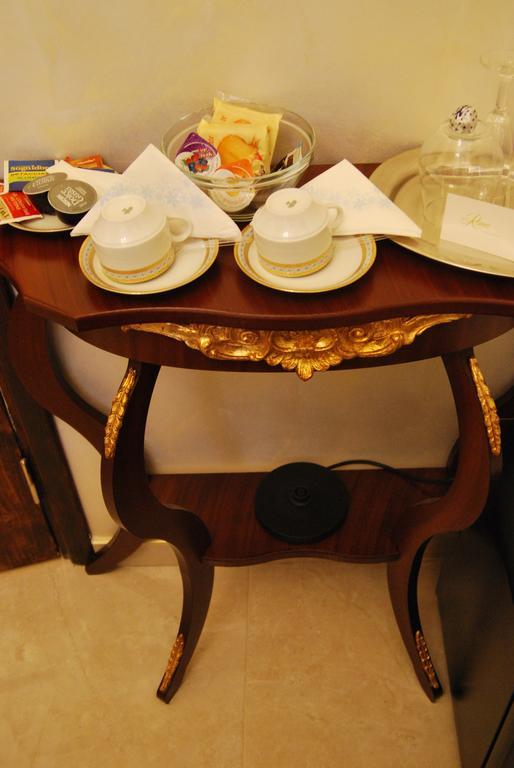 Royal Bed & Breakfast *