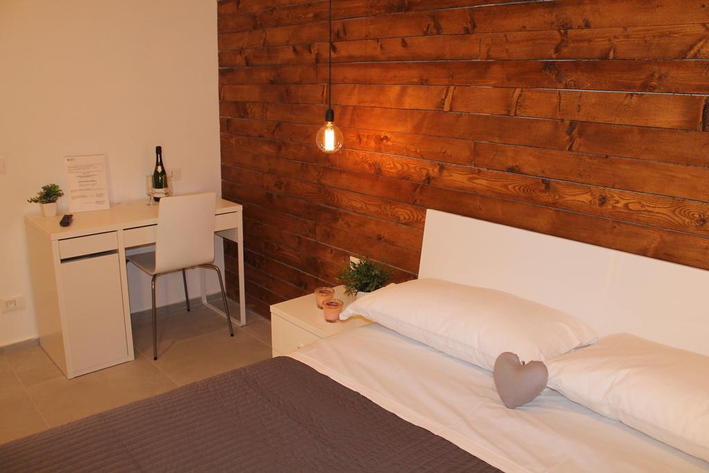 Bed & Breakfast Girovagando Roma
