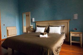 Gasthof Navona Tower Relais