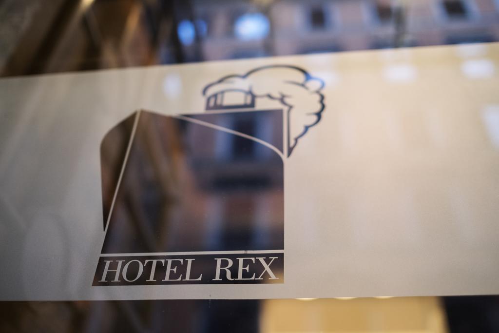 Rex 4*