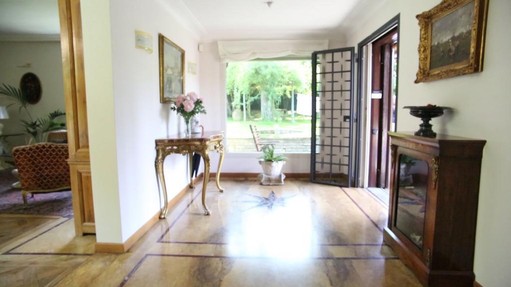 Holiday home Candia House