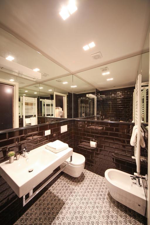 App Condotti Luxury In Apartamento