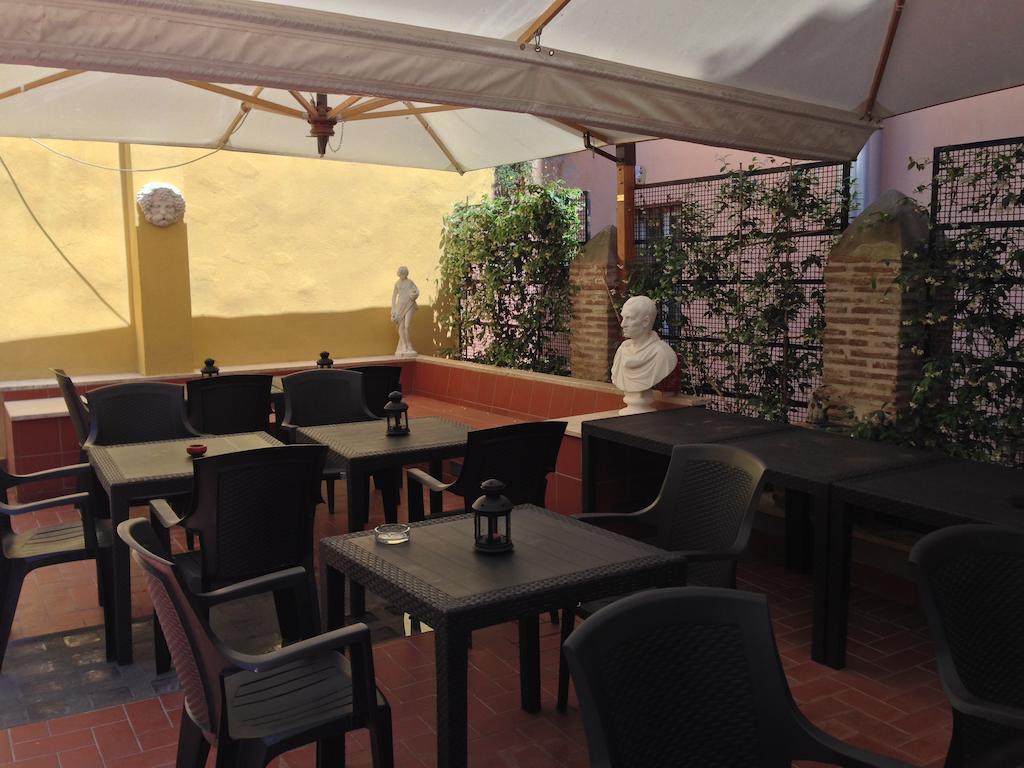Acomodação com café da manhã  De' Fiori 2*