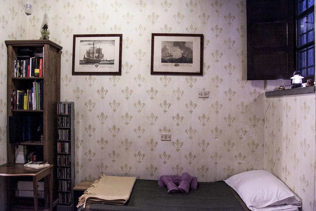 Via Giulia Dreamy Attic Rom