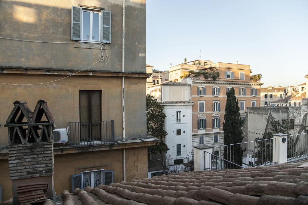 Apartment Via Giulia Dreamy Attic Rom