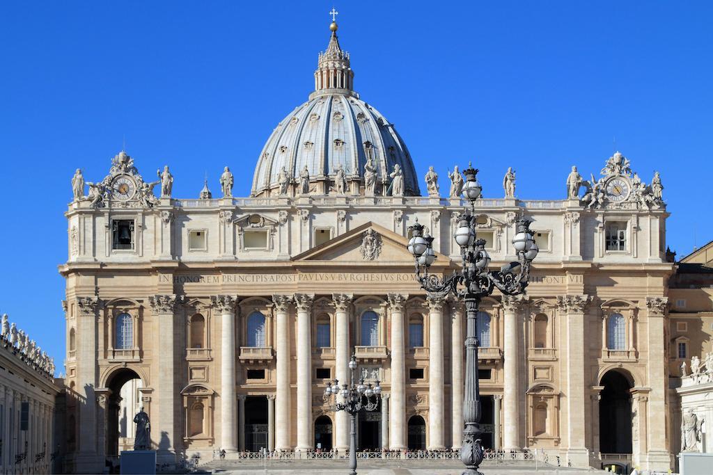 Magenta Vaticano Fornaci Rom
