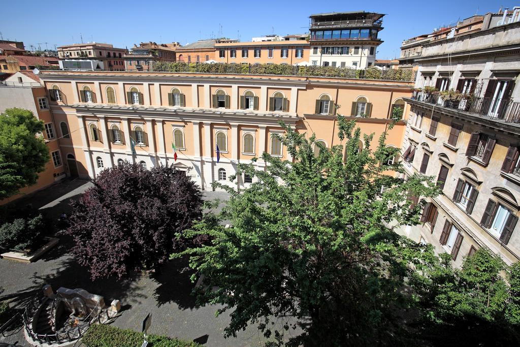 Hotel Trianon Borgo Pio