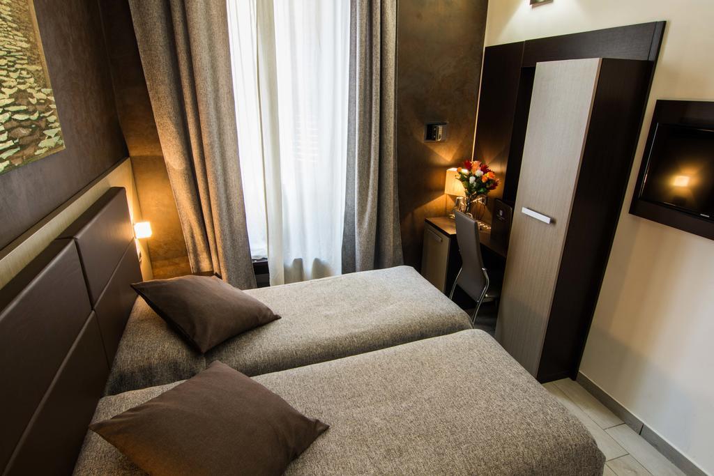 Hotel Charter Roma