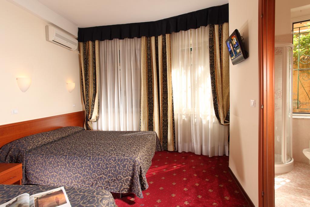 Hotell Galeno 2*