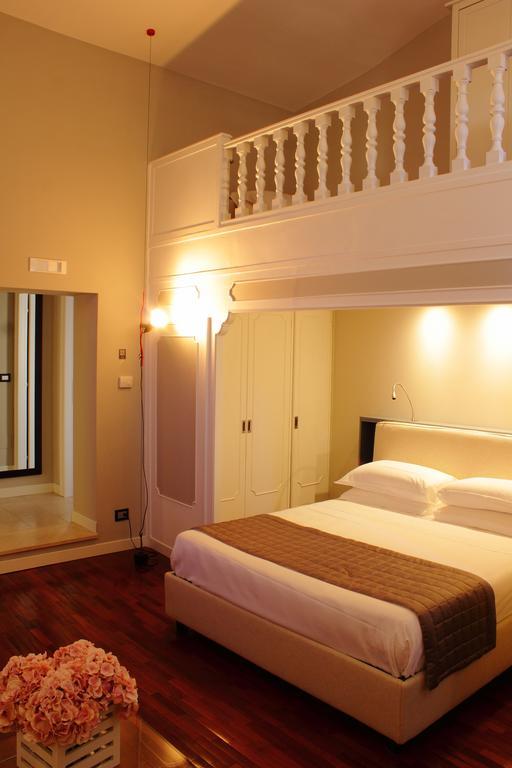 Les Fleurs Luxury House Rome