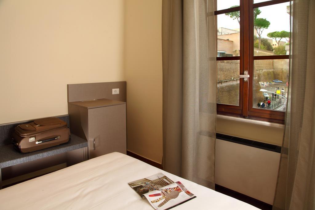 Hotel Hearth 3*