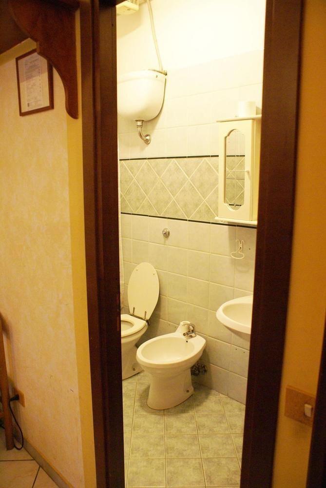 Hotel Farini 2*