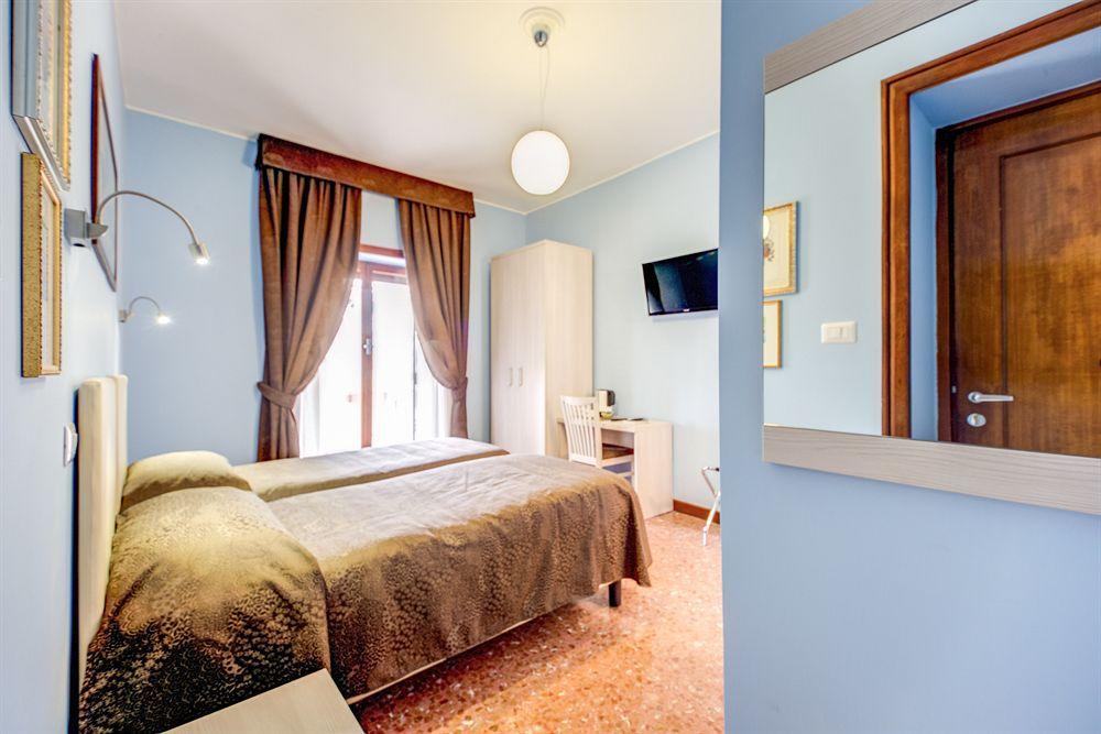 Bed and breakfast Domus Cornelia 2*