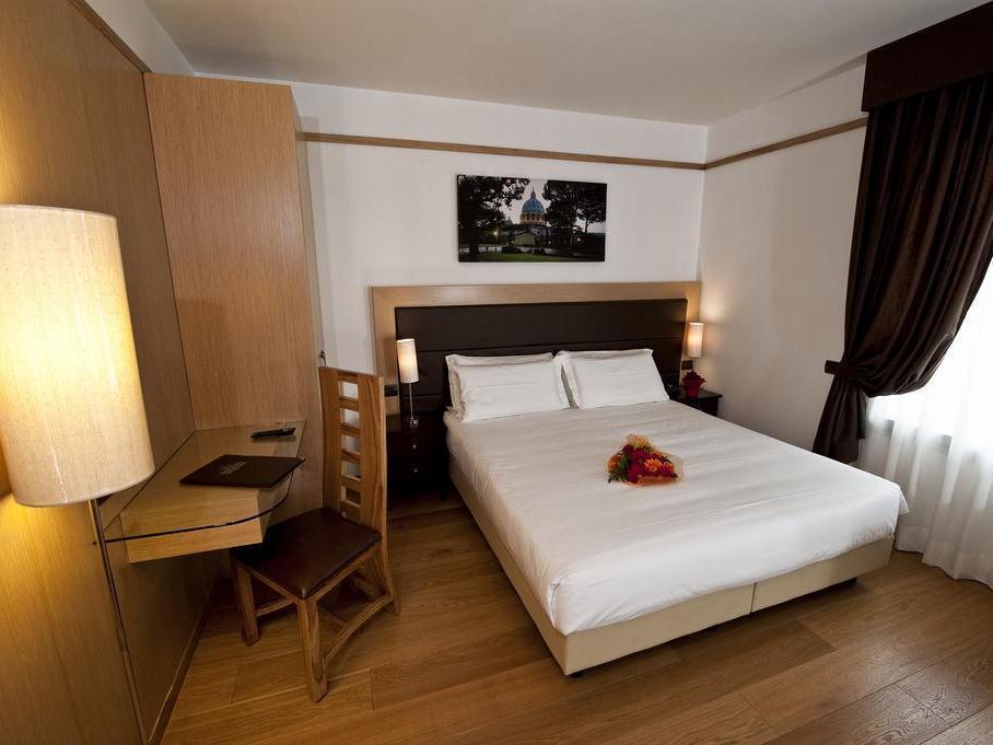 Ginevra Palace 3*