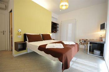 First Floor 2* Roma