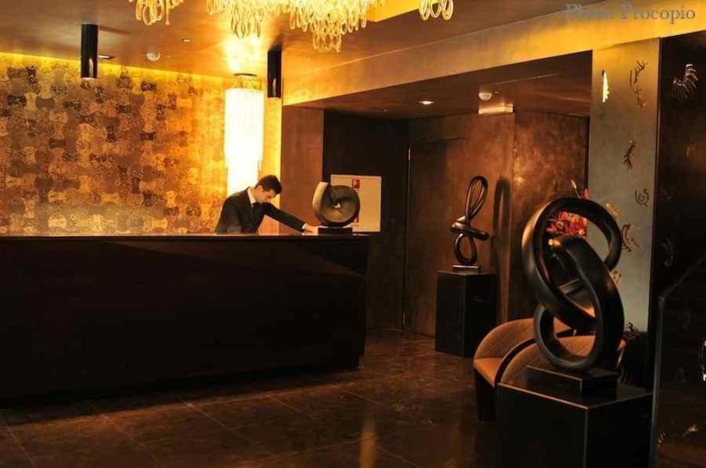 Berg Luxury Hotel 4*